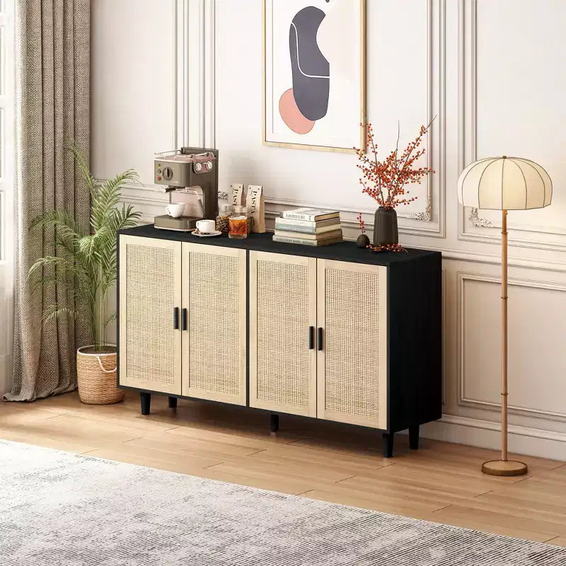 Élégant et pratique meuble de rangement décoratif à quatre portes en rotin