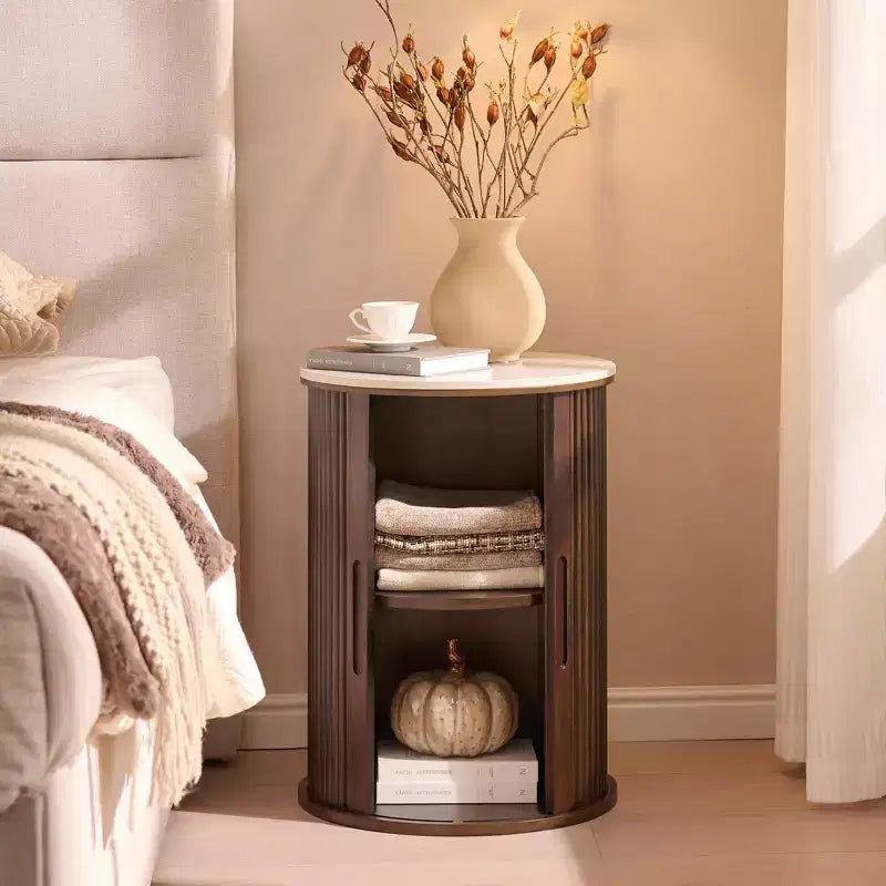 Table d'appoint circulaire en marbre artificiel avec espace de rangement, table de chevet moderne médiévale