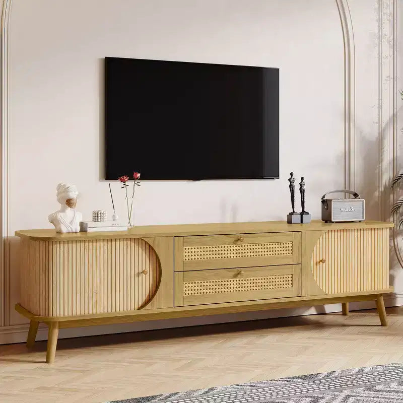 Meuble TV de style ferme moderne avec tiroirs en rotin et portes coulissantes